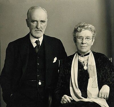 Arthur, Sir Newsholme