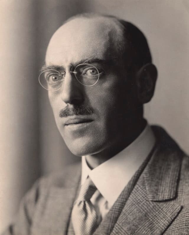 Walter Lionel George