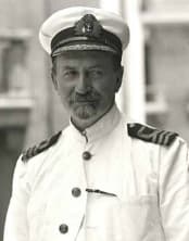 D. G. Hogarth